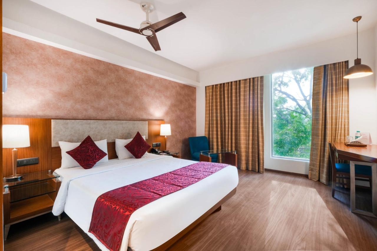 7 Apple Hotel - Viman Nagar Púna Exteriér fotografie